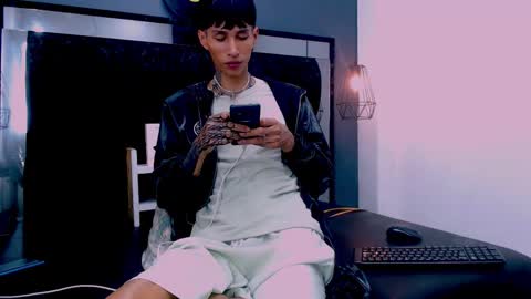 Daniel Delux  online show from 20, 11, 2025