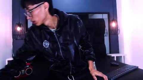 Daniel Delux  online show from 30, 11, 2025