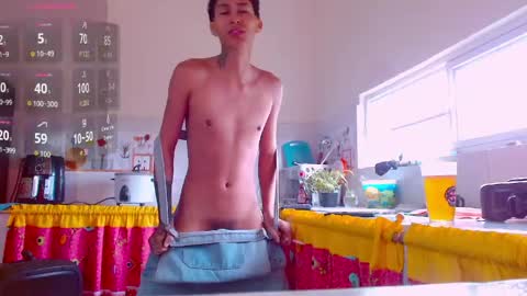 Snapshot of daniel_deluxx chatting on 16, 5, 2026 daniel_deluxx online show from 16, 5, 2026