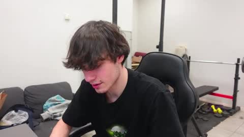 Snapshot of daniel_shawn chatting on 18, 2, 2026 DANIEL SHAWN online show from 18, 2, 2026