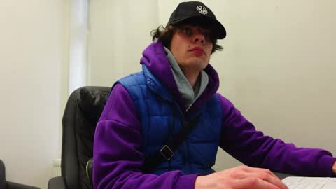 DANIEL SHAWN online show from 4, 4, 2026