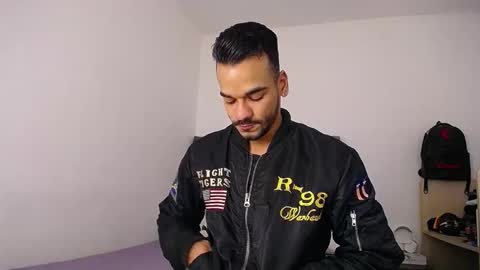 Snapshot of daniel_sherlock chatting on 3, 12, 2025 Daniel Sherlock online show from 3, 12, 2025