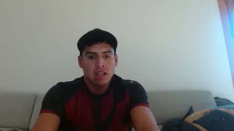 Snapshot of daniel_surfer chatting on 25, 12, 2024 Daniel  online show from 25, 12, 2024