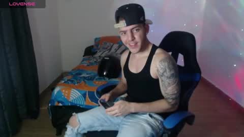 Snapshot of daniel_vargas5 chatting on 14, 2, 2025 Daniel online show from 14, 2, 2025