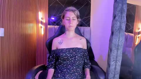 Snapshot of daniela_dl chatting on 6, 12, 2024 Daniela online show from 6, 12, 2024