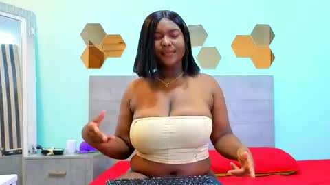 daniela_gil7 online show from 15, 4, 2026