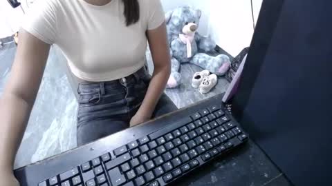 Snapshot of danielaa_foxx chatting on 23, 7, 2026 danielaa_foxx online show from 23, 7, 2026