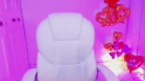 Daniela online show from 11, 2, 2025