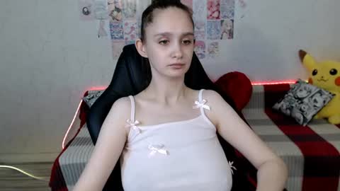 Snapshot of daniella_martin chatting on 19, 6, 2026 Daniella Martin online show from 19, 6, 2026