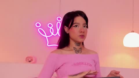 Snapshot of danielle_castillo chatting on 28, 2, 2026 danielle_castillo online show from 28, 2, 2026