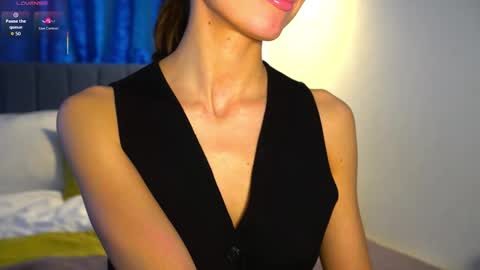 Danielle online show from 12, 3, 2026