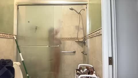 daniellealexa online show from 9, 10, 2025