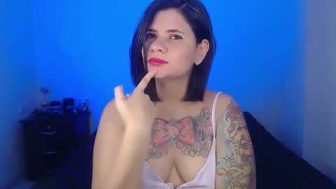 daniellerain online show from 22, 12, 2024