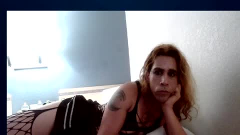 Snapshot of danielleravynn chatting on 24, 5, 2026 Danielle Raven online show from 24, 5, 2026