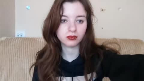 Snapshot of daniellevaulet chatting on 8, 6, 2026 Mia online show from 8, 6, 2026