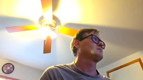 Daniel    y. online show from 27, 7, 2026