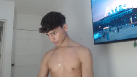 Snapshot of daniels_cruz chatting on 2, 6, 2026 Daniels Cruz online show from 2, 6, 2026