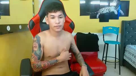 Snapshot of daniels_guzz chatting on 5, 11, 2025 daniels_guzz online show from 5, 11, 2025