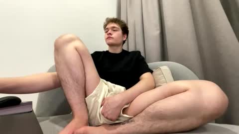 Snapshot of danielxfun chatting on 28, 4, 2026 Daniel online show from 28, 4, 2026