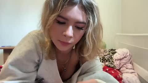 Snapshot of danilovexoxo chatting on 24, 7, 2026 danilovexoxo online show from 24, 7, 2026