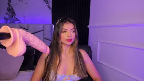 Snapshot of daniphoenixx chatting on 17, 2, 2025 Dani Phonenix online show from 17, 2, 2025