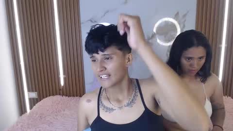 Danniela y Victoria online show from 18, 3, 2026