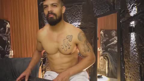 Dann saenz online show from 8, 10, 2025