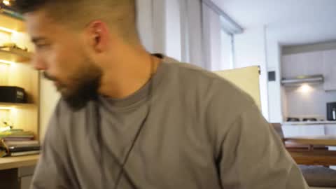 Dann saenz online show from 10, 11, 2025