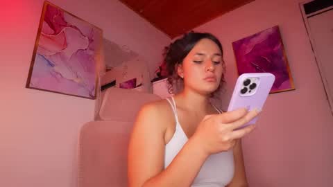 Danna Lovs online show from 6, 3, 2026