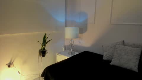 danna_palmeth online show from 23, 11, 2025