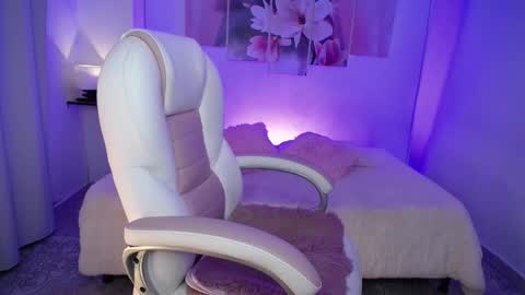 Danna online show from 12, 11, 2025