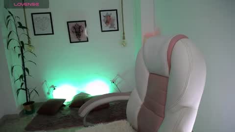 Danna online show from 31, 3, 2026