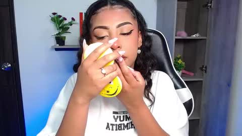 Danna online show from 20, 11, 2025