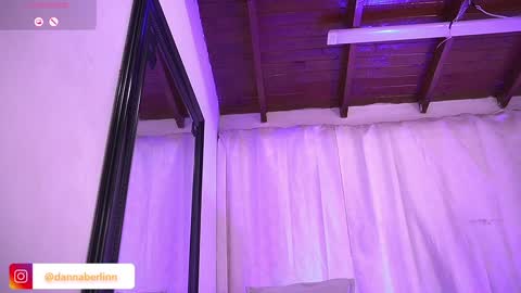 Snapshot of dannaberlin chatting on 11, 9, 2025 Danna Berlin online show from 11, 9, 2025