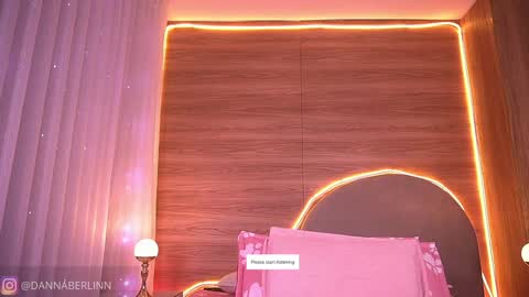 Danna Berlin  online show from 12, 2, 2026