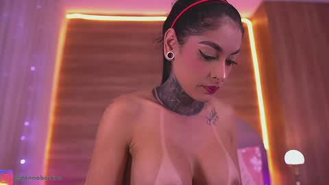 Danna Berlin  online show from 4, 3, 2026