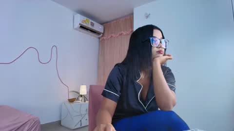 Snapshot of dannagabriella chatting on 13, 4, 2026 dannagabriella online show from 13, 4, 2026