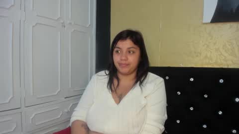 Danna Garza online show from 11, 2, 2025