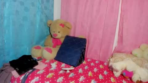 Snapshot of dannajeins chatting on 17, 12, 2025 Danna Sofia jeins online show from 17, 12, 2025