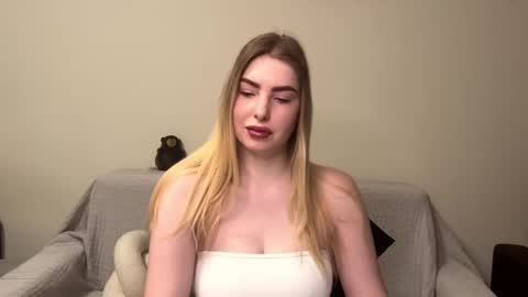 dannamissss online show from 3, 3, 2025