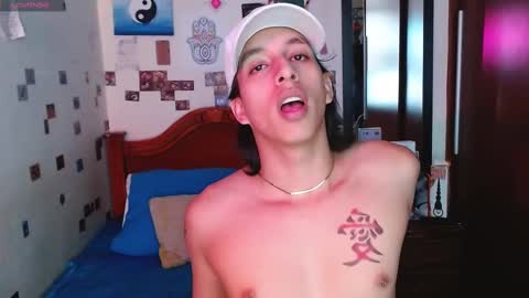 Snapshot of danny__phantom chatting on 25, 9, 2025 phantom555 online show from 25, 9, 2025