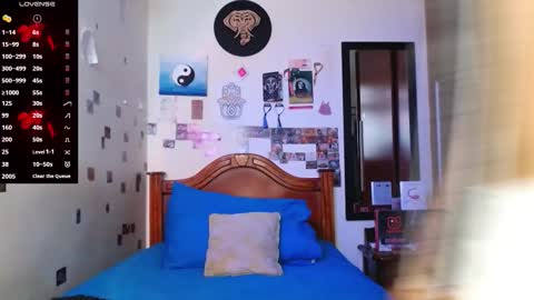 Snapshot of danny__phantom chatting on 18, 11, 2025 phantom555 online show from 18, 11, 2025