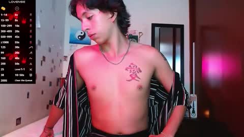 Snapshot of danny__phantom chatting on 2, 12, 2025 phantom555 online show from 2, 12, 2025