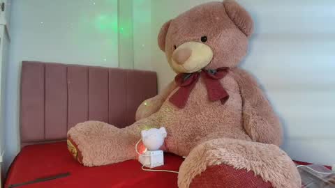 Snapshot of danny_cam1423 chatting on 1, 3, 2025 danny_cam1423 online show from 1, 3, 2025