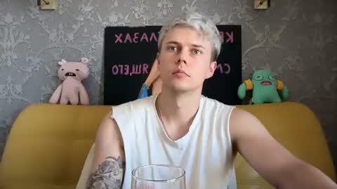 Snapshot of danny_love01 chatting on 23, 6, 2026 danny online show from 23, 6, 2026