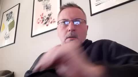 dannythelover65007 online show from 19, 4, 2026