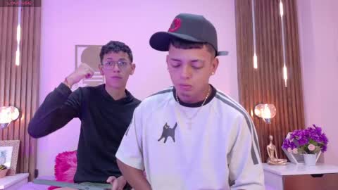 DANTE Y AXEL online show from 28, 4, 2026