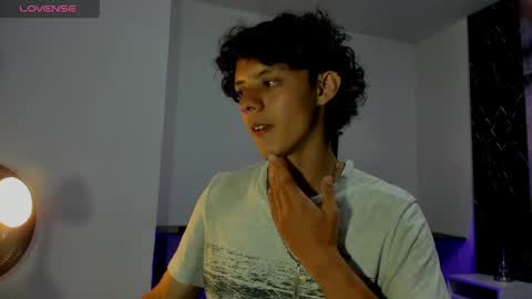 Snapshot of dante_browwn chatting on 26, 5, 2026 dante_browwn online show from 26, 5, 2026