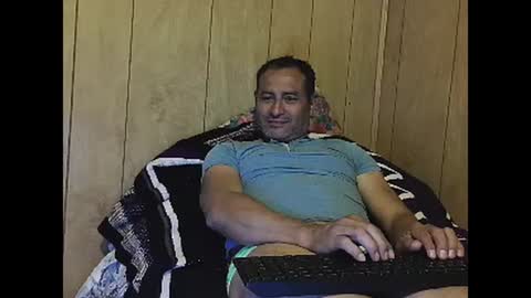 Snapshot of dantehot82 chatting on 4, 12, 2024 dantehot82 online show from 4, 12, 2024