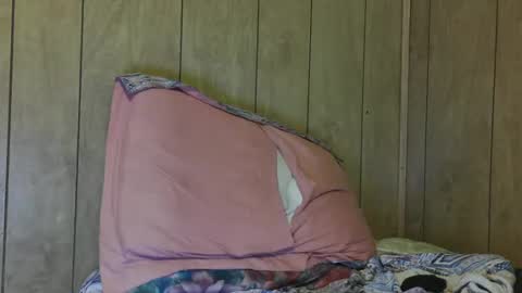 Snapshot of dantehot82 chatting on 2, 1, 2025 dantehot82 online show from 2, 1, 2025